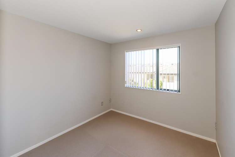 76 Medallion Drive Albany_14