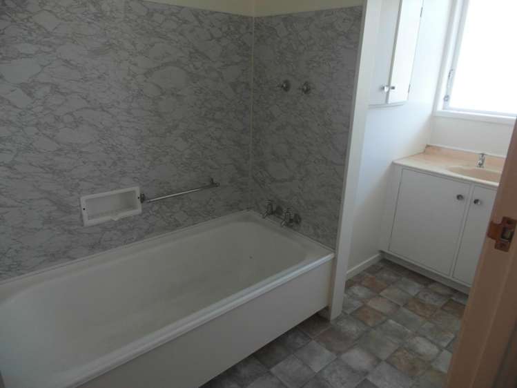 3/2 Longbill Place Glendene_3