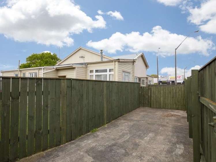 209 Ferguson Street Palmerston North Central_19