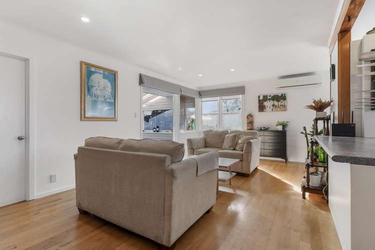 8 Montmere Avenue Te Atatu Peninsula_8