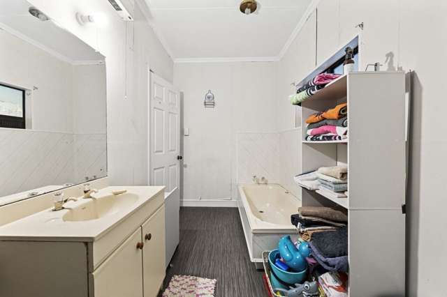 9 Olivia Street Stratford_1