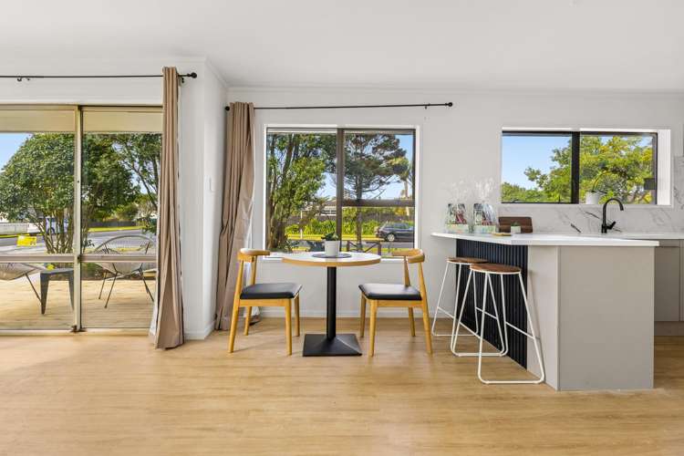 1/22 Gibbons Road Weymouth_7