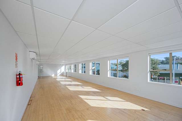 Level 1/368 Beach Road Mairangi Bay_2