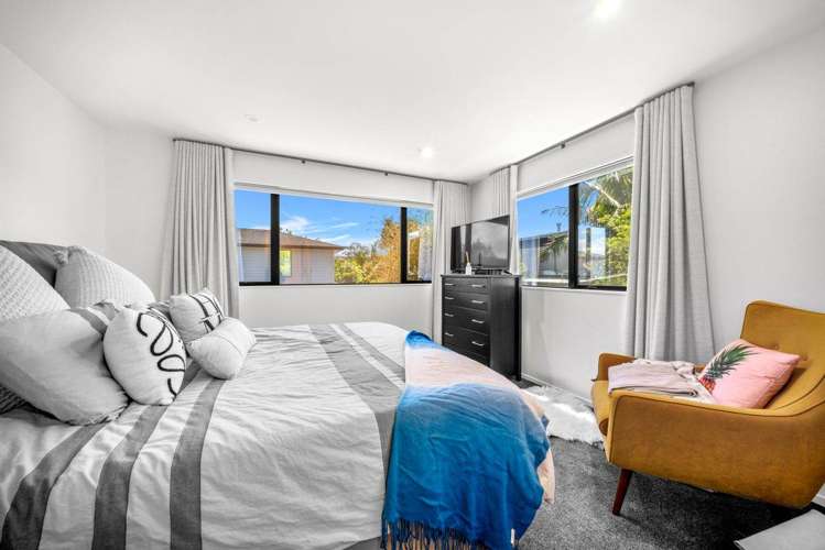 25F Oteha Valley Road Northcross_10