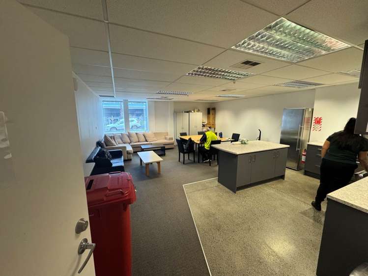 Unit A/14 Omega Street Rosedale_5