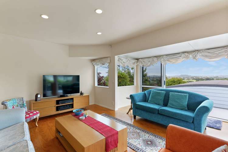 117 Bradbury Road Botany Downs_6