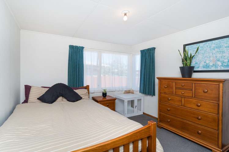 61 Lockhart Avenue Milson_11