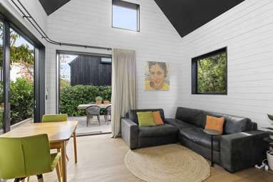 12C Hurley Street_2