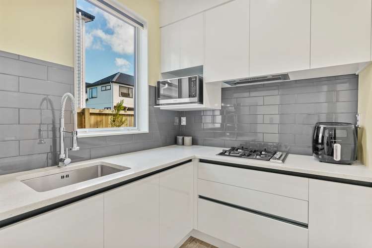 40 Kokowai Parade Hobsonville_6