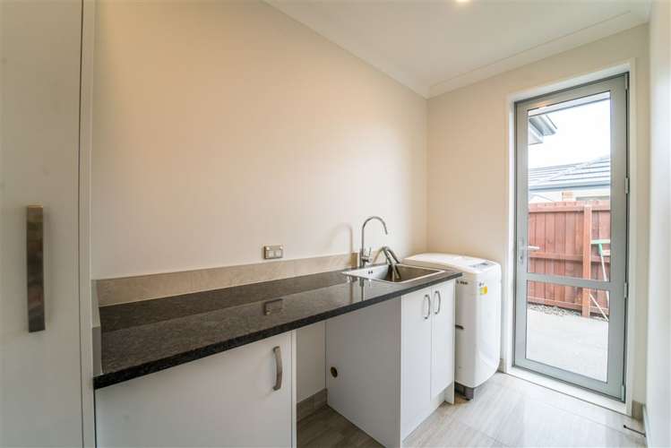 9 Contrail Street Wigram_18