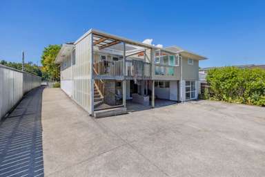 32 Chartwell Avenue_1