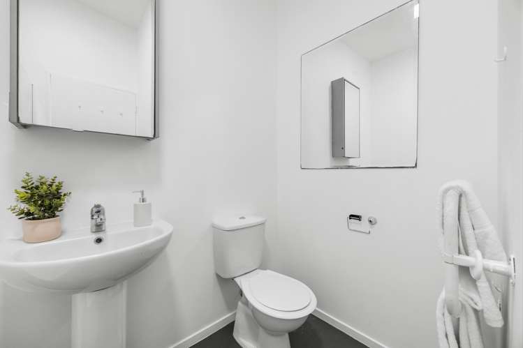 49 Albionvale Road Glen Eden_21