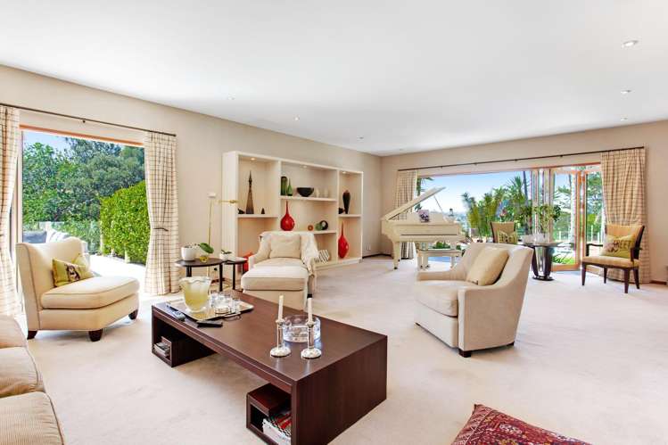131 Point View  Drive East Tamaki Heights_12