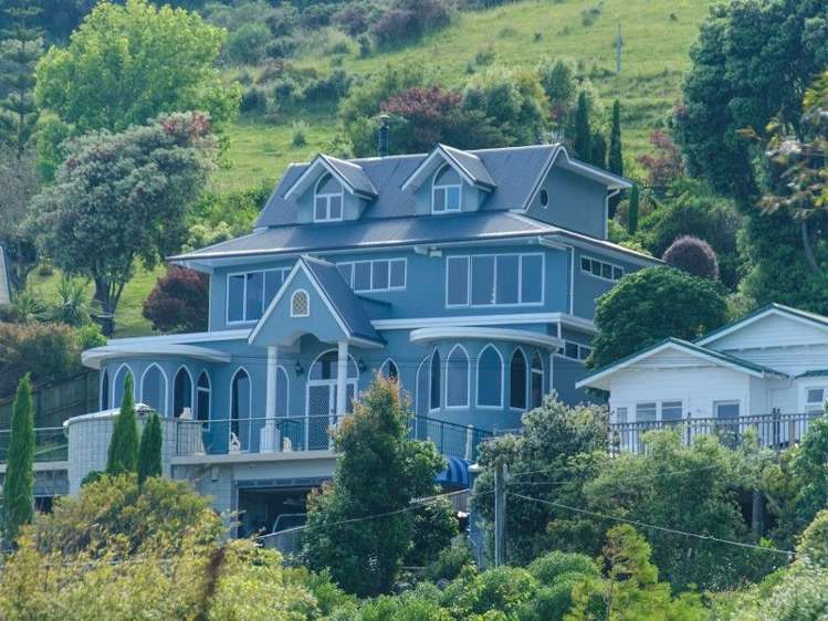 16 Athol Street Glenduan_10