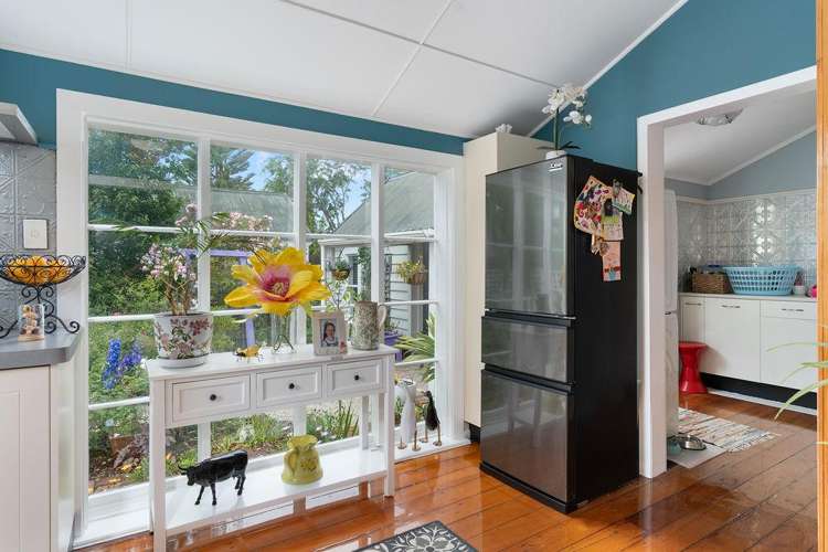 463 High Street South Carterton_7