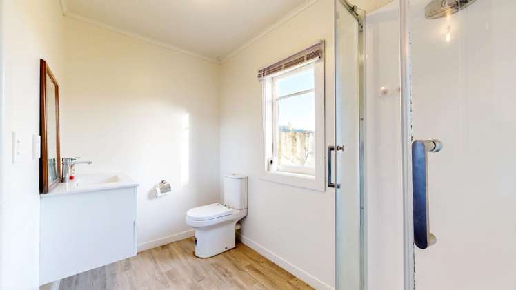 8 Old Barn Road Waitakaruru_9