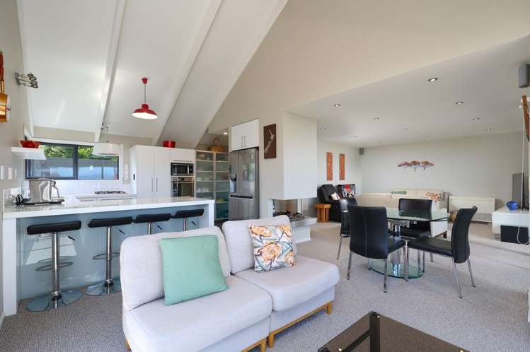 350 Princes Drive Britannia Heights_12