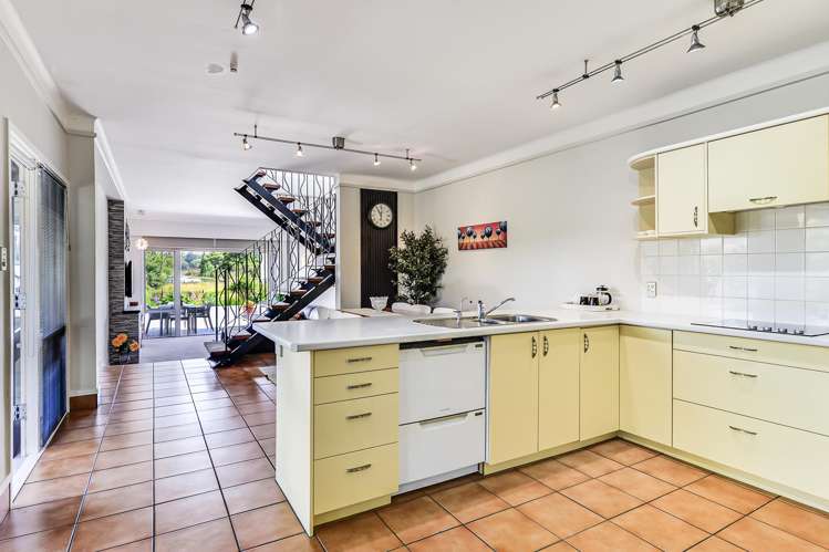 18b Lake Crescent Hamilton Lake_30