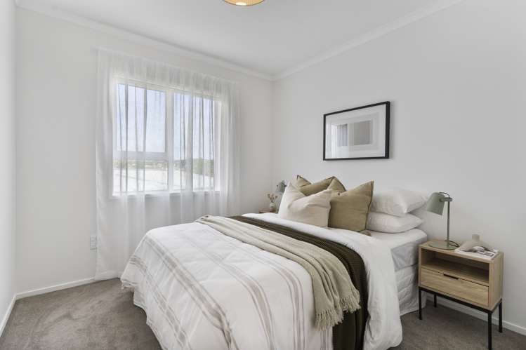 71 Fairclough Road Beach Haven_16