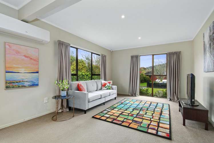 12 Delaware Grove Totara Park_1