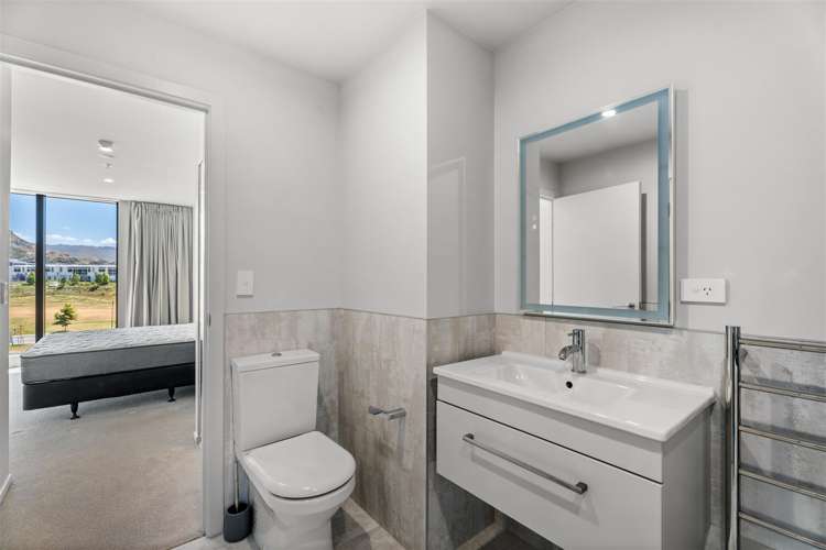 404/16 Mountain Ash Drive Frankton_8