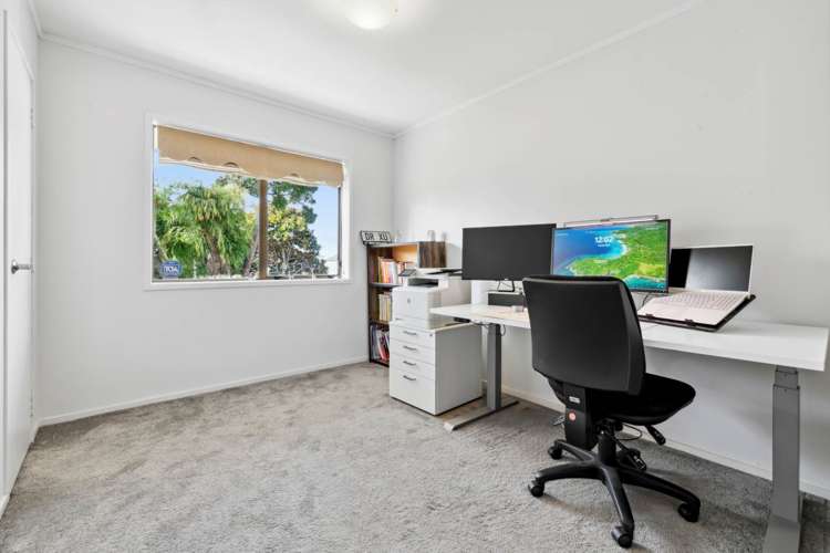 43 Botany Road Botany Downs_14