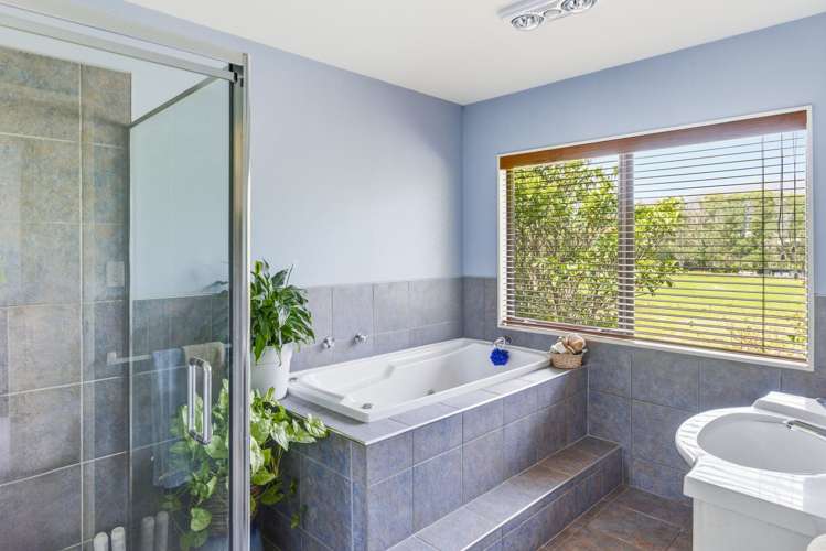 84 Derham Road Te Horo_24