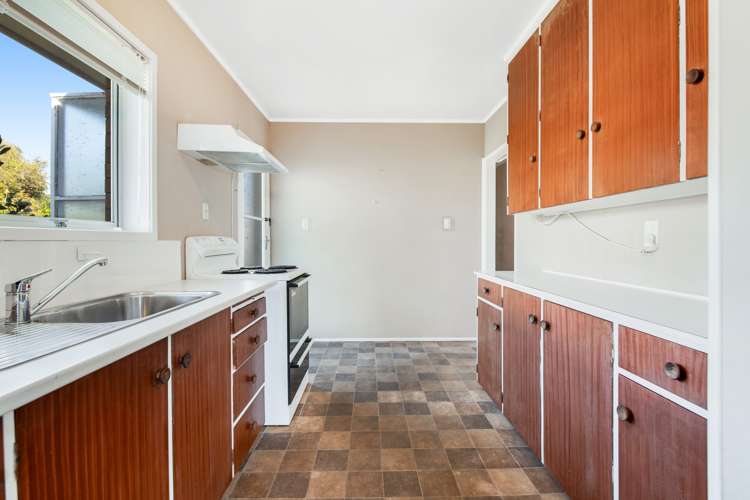 2/2 Tower Hill Stanmore Bay_5