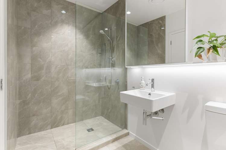 19 Jean Caldwell Way Island Bay_6