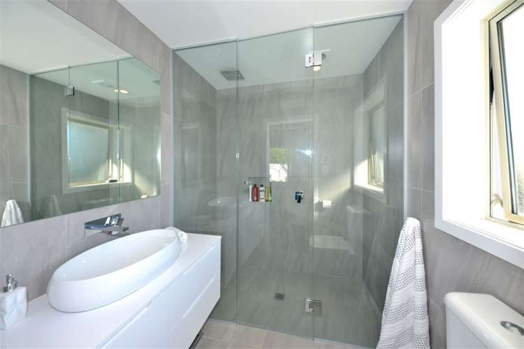 702 Hills Road Marshland_10