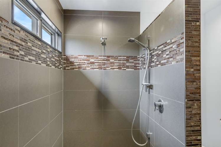 168 Utopia Road Westport_11