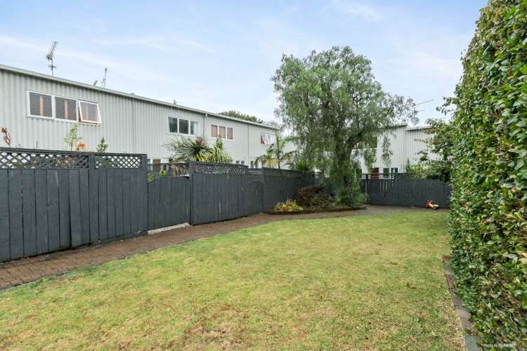 9/22 Spring Street Onehunga_15