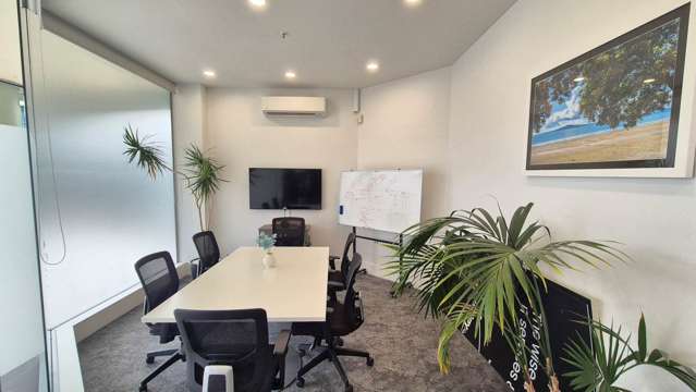 Shop 16/1-7 The Strand Takapuna_3