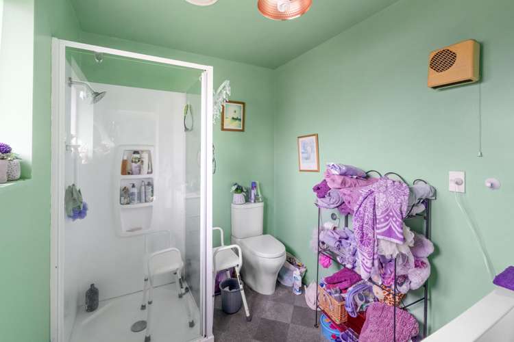 481 Worcester Street Linwood_9