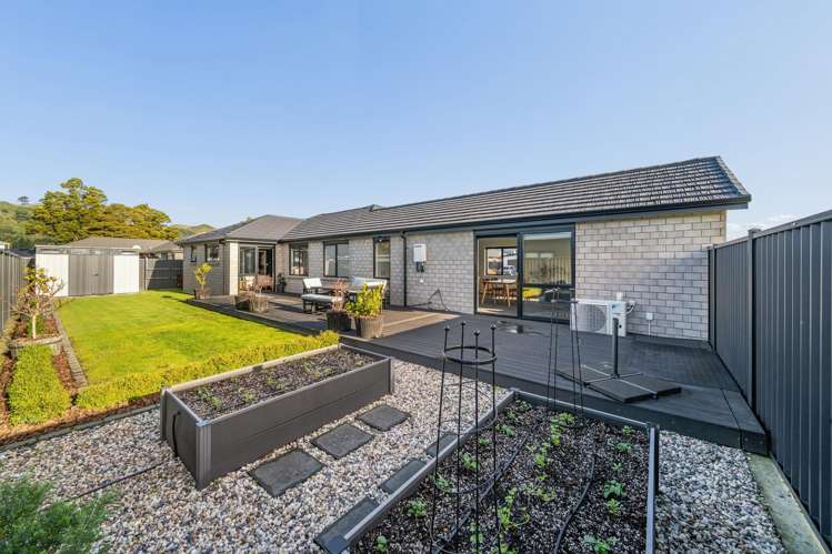 21 Te Kaeaea Crescent Wallaceville_12