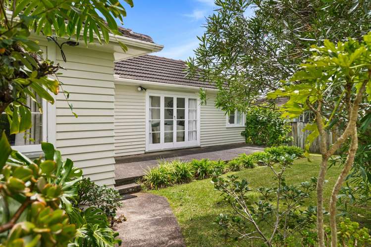 70 Buscomb Avenue Henderson_5