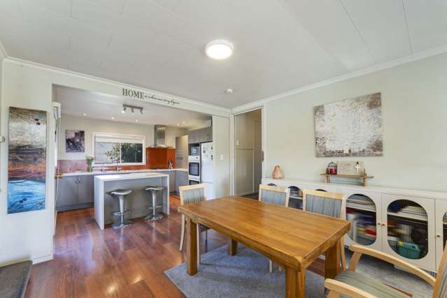 5 Shelley Crescent Stoke_4