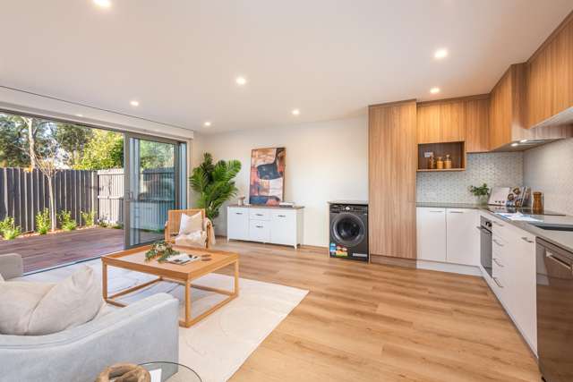 4/6 Strauss Place Somerfield_1