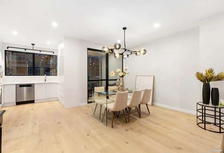 28C Claude Road 1662_4