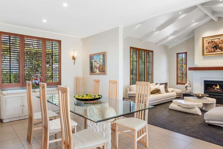 2 Glenoaks Rise Mellons Bay_10