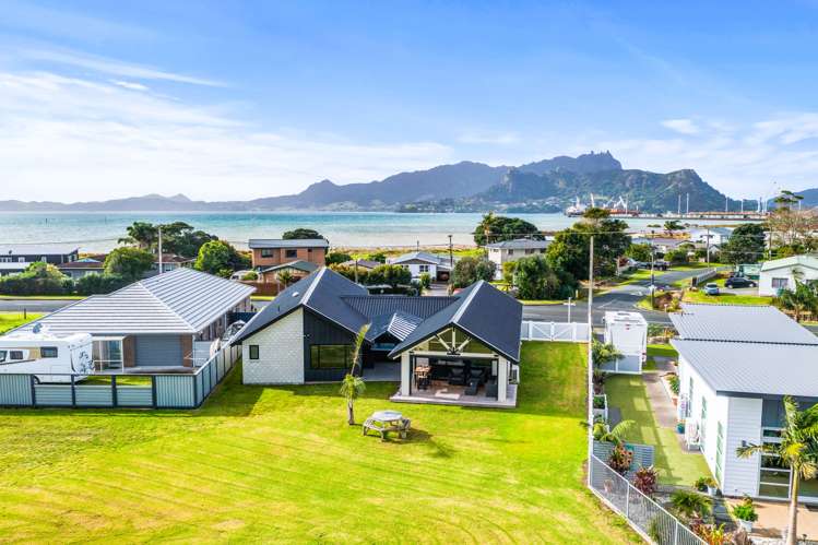 125 Marsden Bay Drive One Tree Point_6