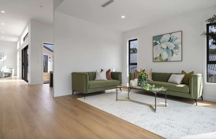 17 Awanui Road Red Beach_7