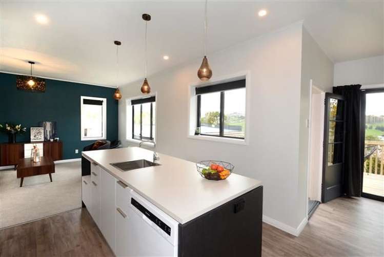 16 Thoreau Street Concord_15