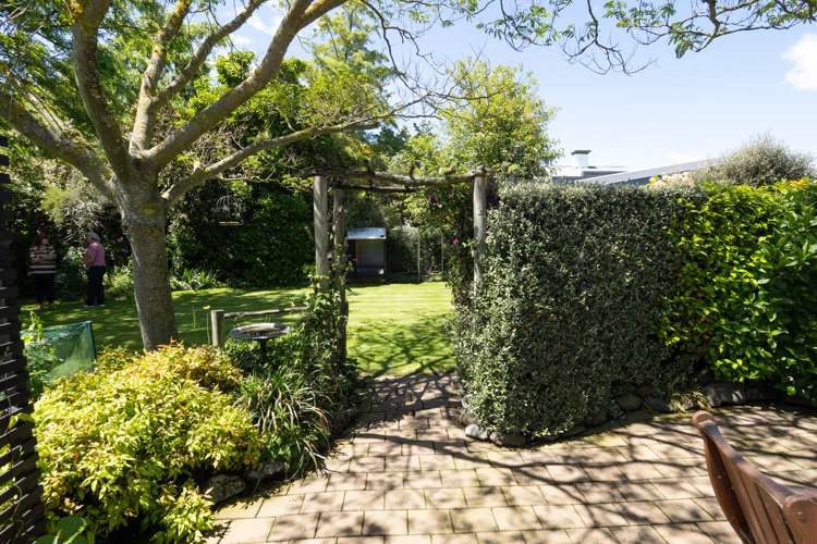 96 Middle Road Allenton_40