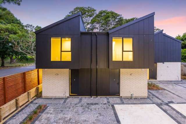 Lot 3/38 Cascades Road Pakuranga Heights_1