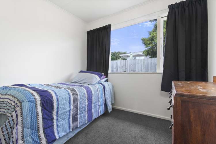 2/17 Paton Avenue Te Atatu South_6