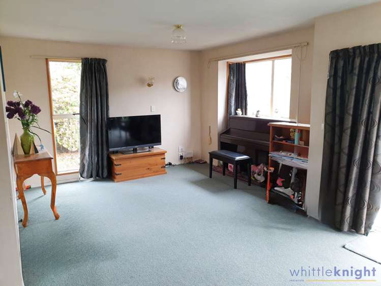 1/8 Peverel Street_2