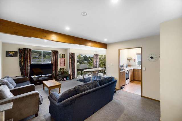 4b Dart Place Fernhill/Sunshine Bay_4