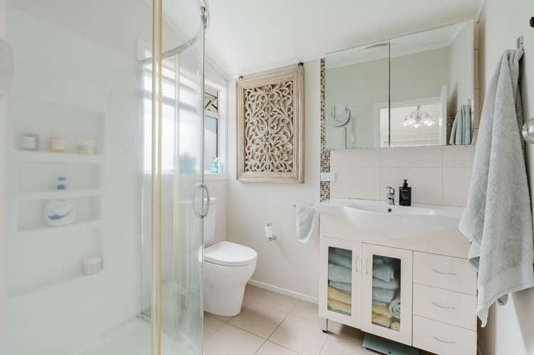 26 Thomson Avenue Dinsdale_10