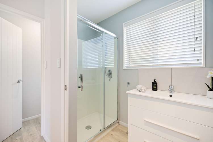 2 Haywards Lane Duvauchelle_16